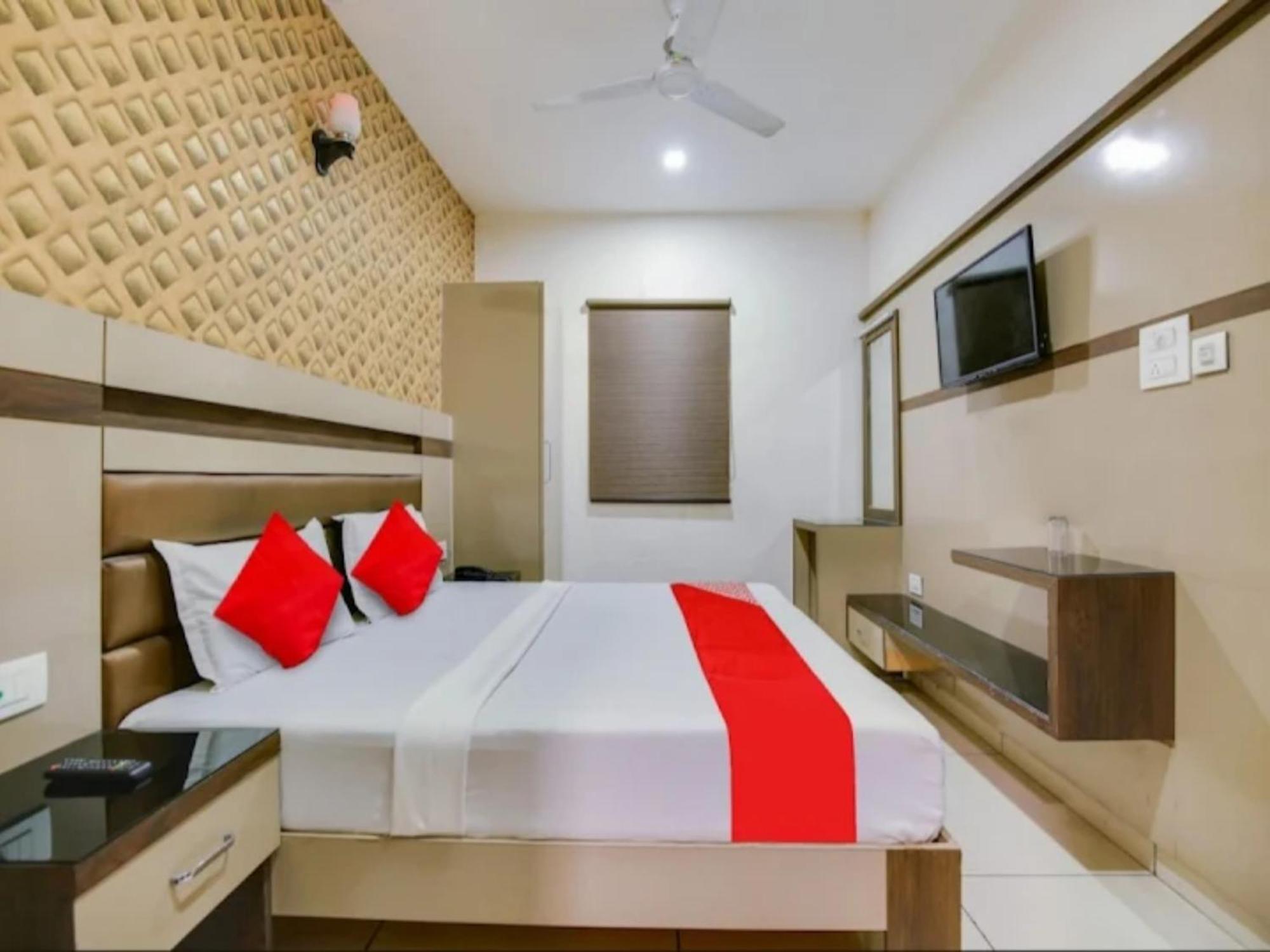 Balle Balle Inn By Next Level Hotels Amritsar Bagian luar foto