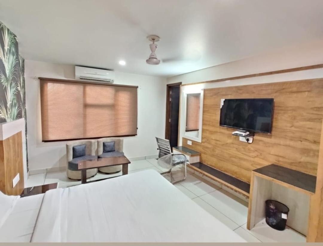 Balle Balle Inn By Next Level Hotels Amritsar Bagian luar foto